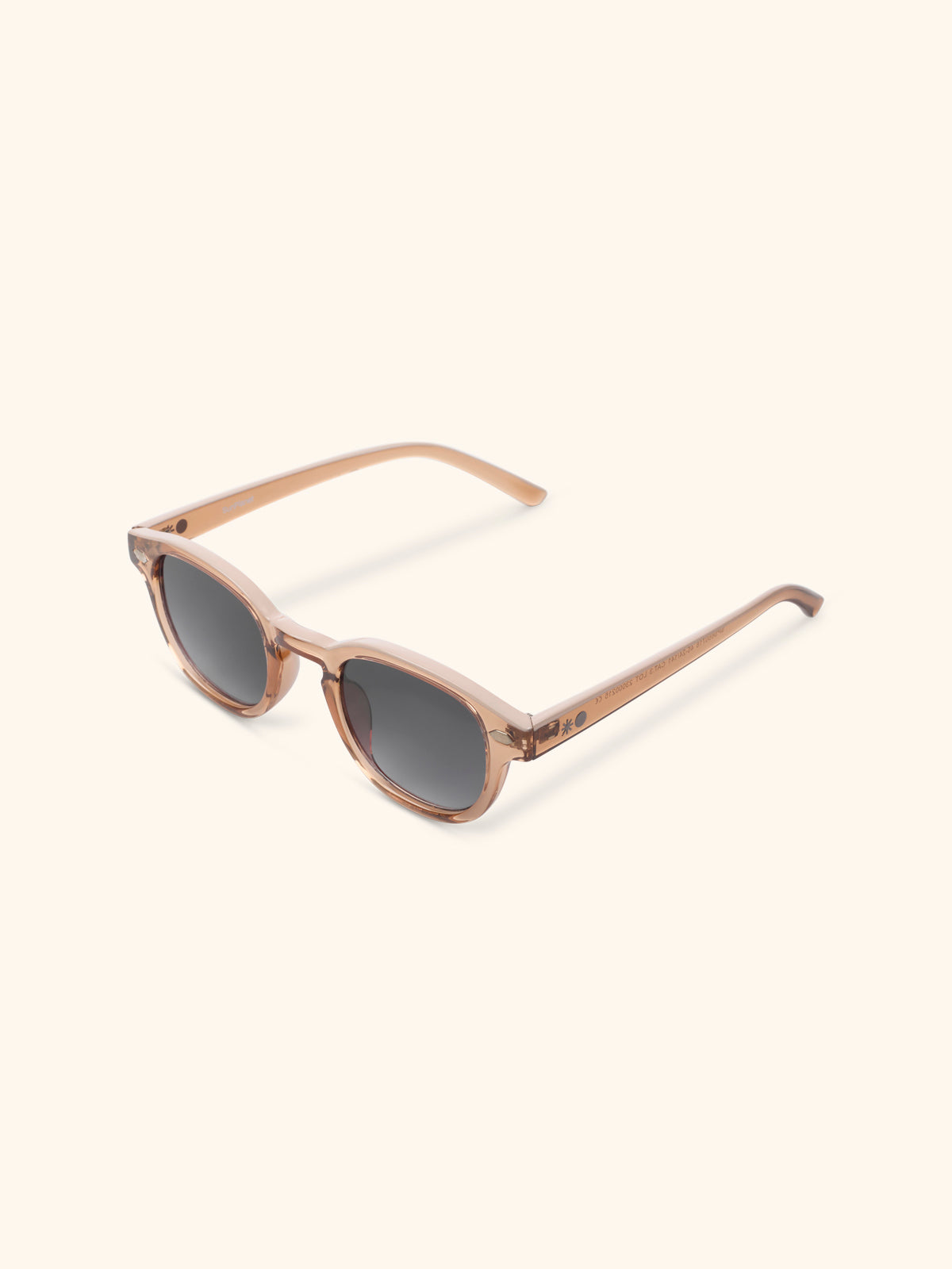Color: Nude