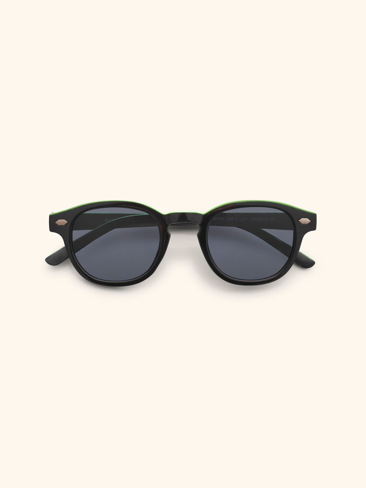 Color: Negro