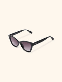 Color: Negro