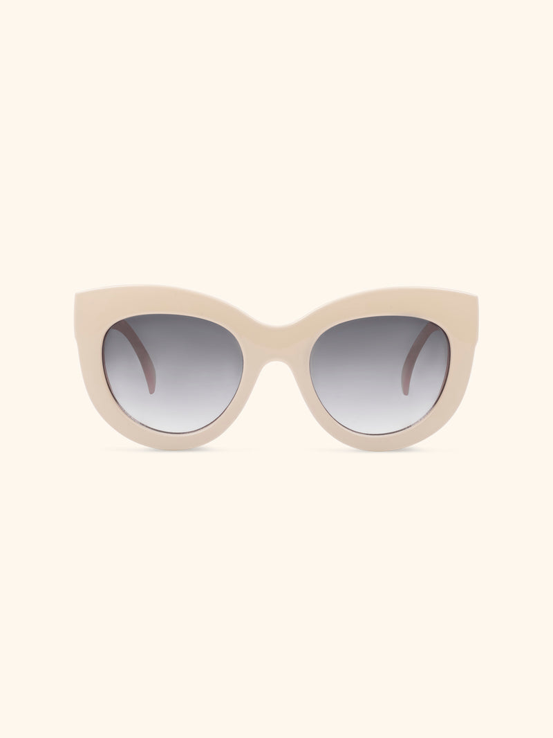 Color: Crema