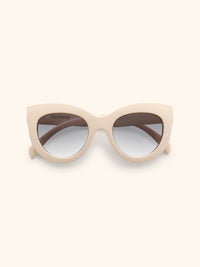 Color: Crema